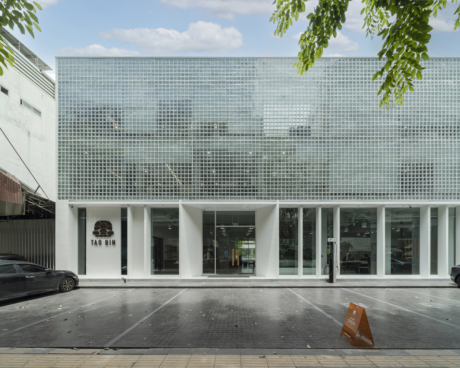 TAO-BIN HEAD OFFICE-1