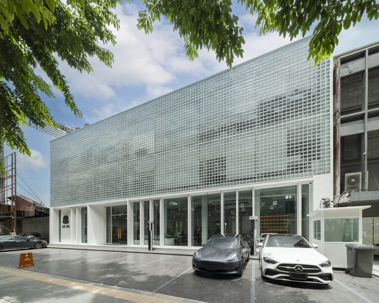 TAO-BIN HEAD OFFICE-2
