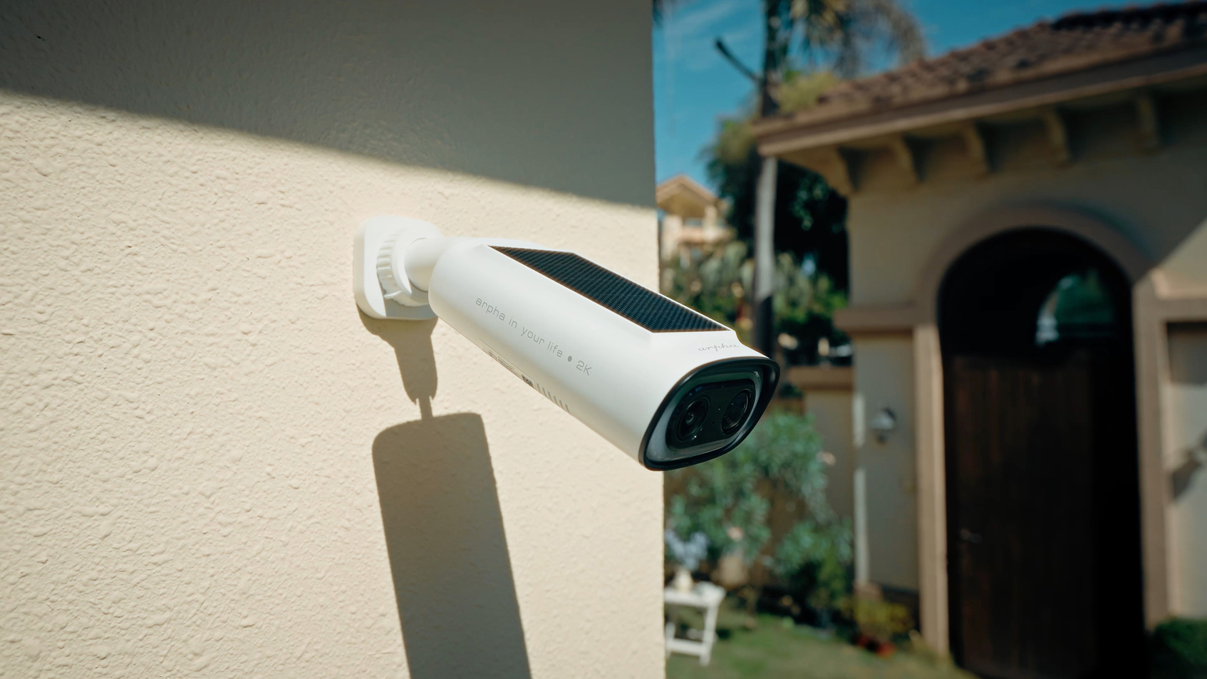 CL01 Solar Camera-1