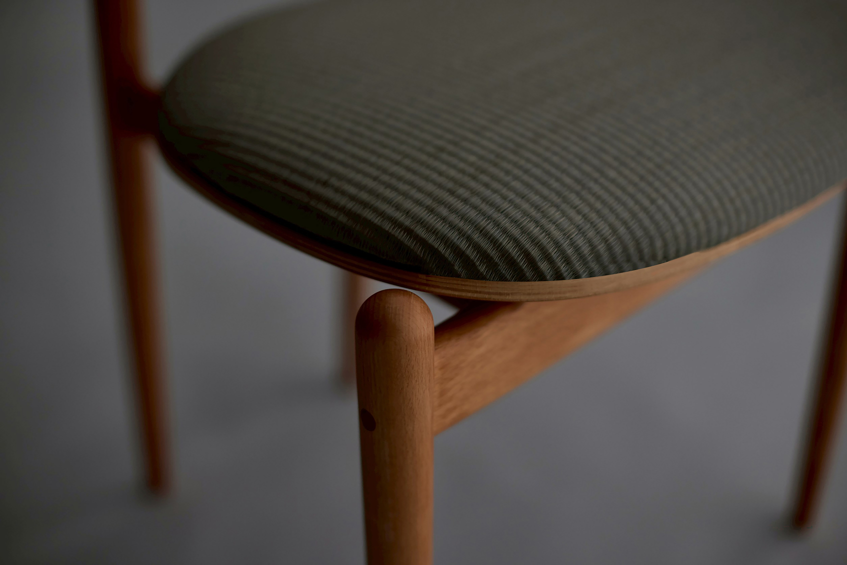 Yui_Tatami Chair-5
