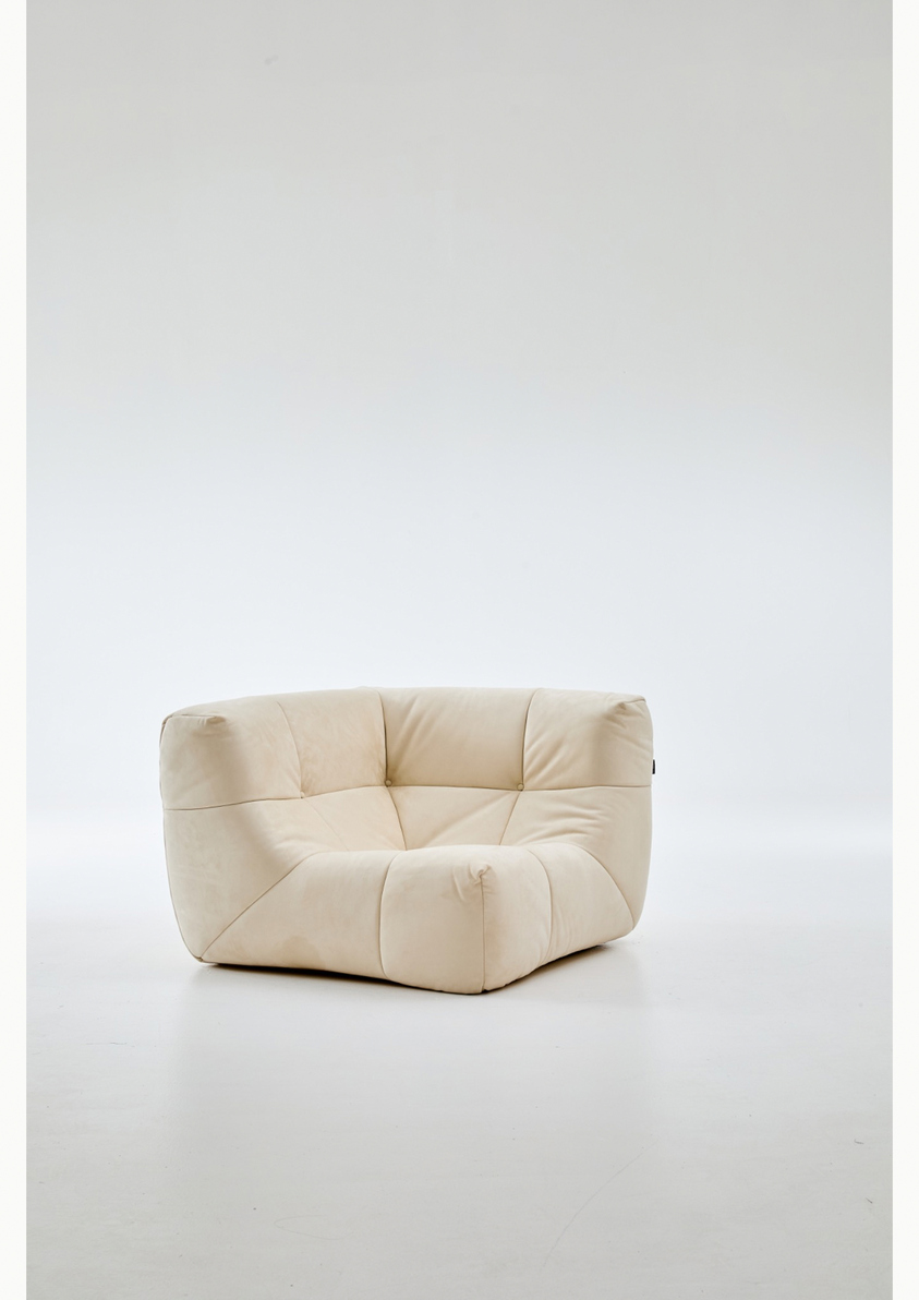 A Restorative Seating Form for Modern Urban Living-1