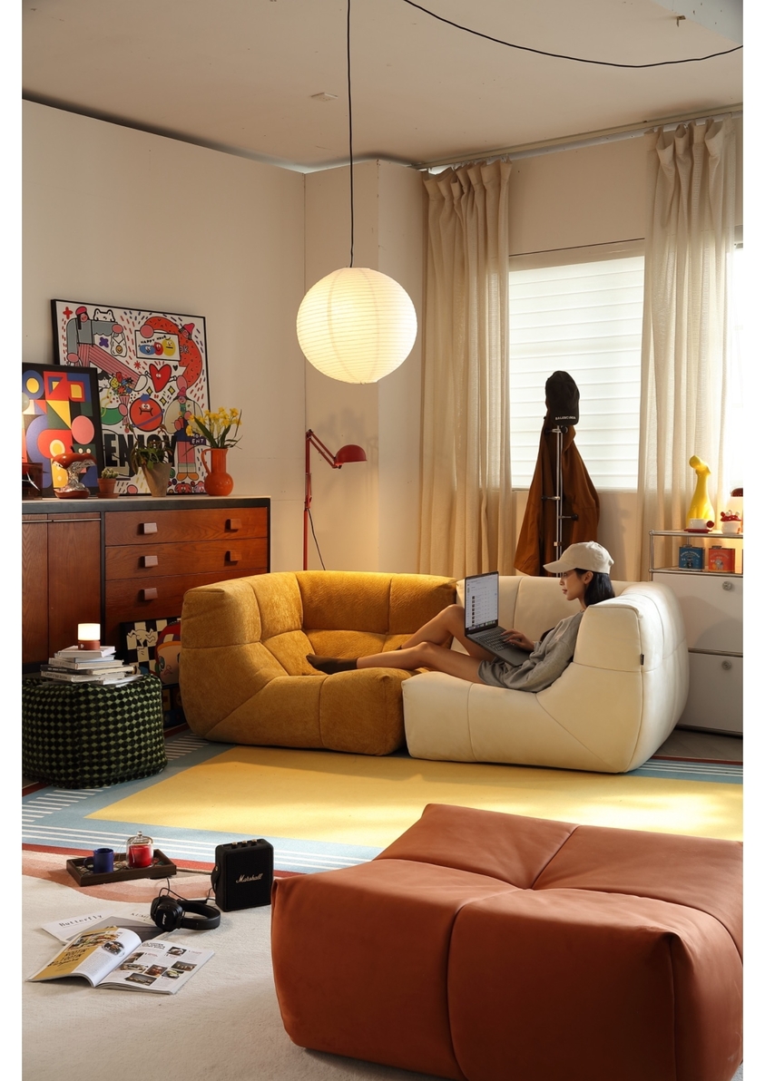 A Restorative Seating Form for Modern Urban Living-5