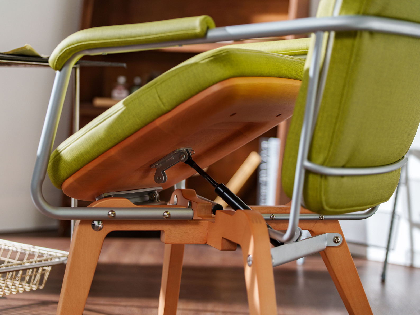 Mi-Ne Chair-5