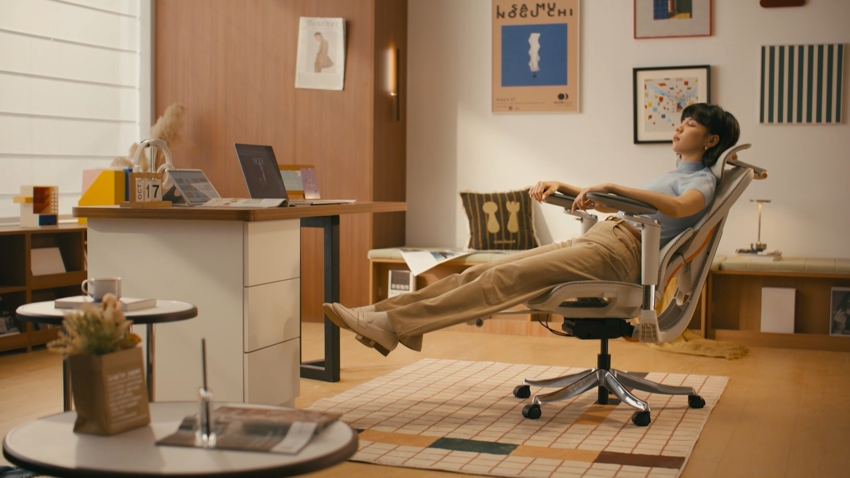 ALPHA Ergonomic Chair-4