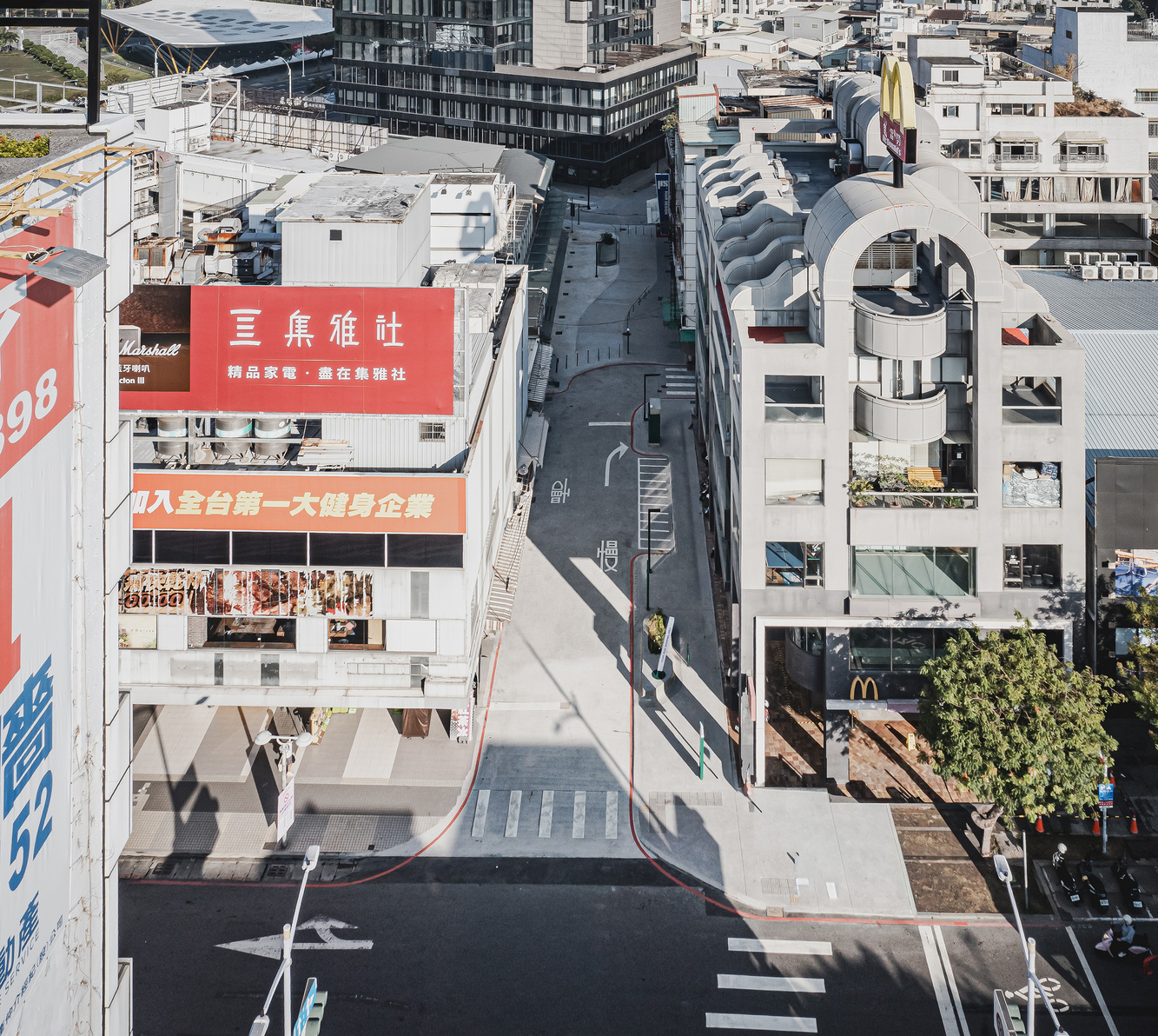 Kaohsiung Central Park Shopping District Revitalization and Lighting Design-2