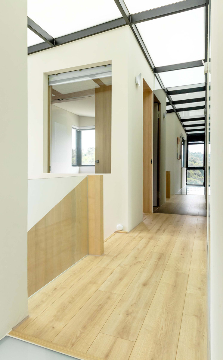 Cross House-8