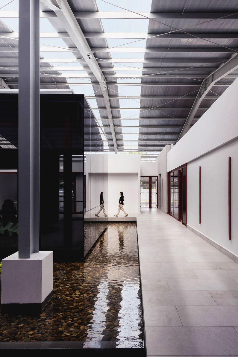 SPYNIE OFFICE, PERAK RIVER : FROM SHIPYARD TO WORKPLACE-5