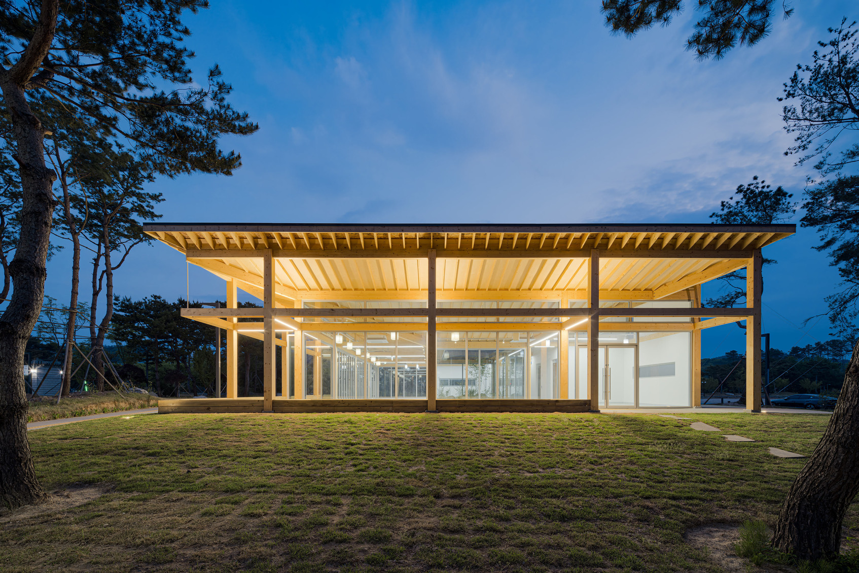 Timber Pavilion for Students-8