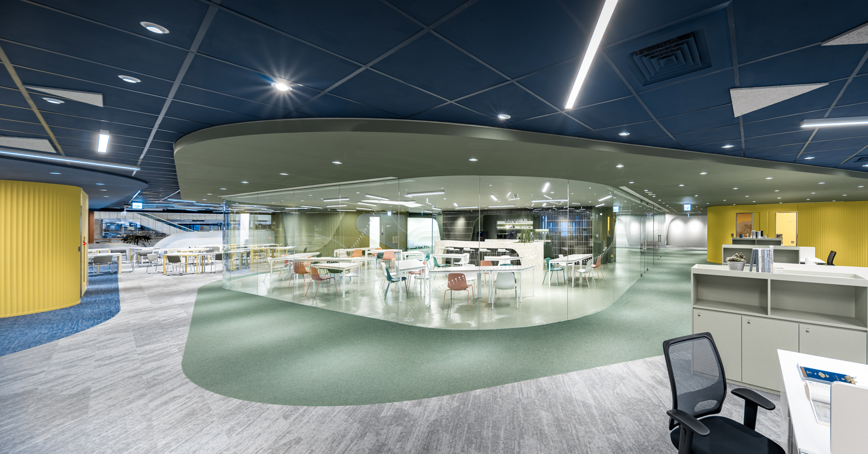 TAI-ONE SPACE-4