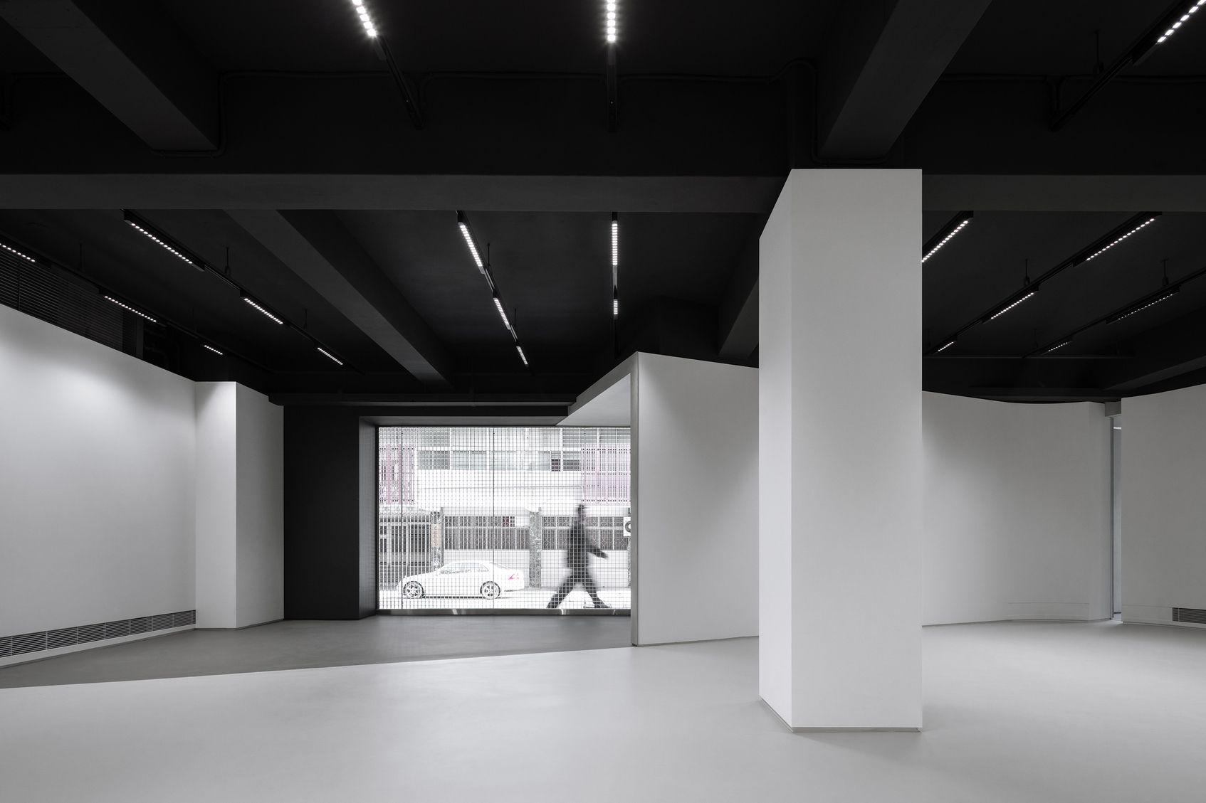 Axis Gallery-9