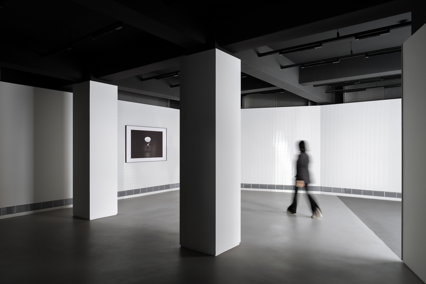 Axis Gallery-10