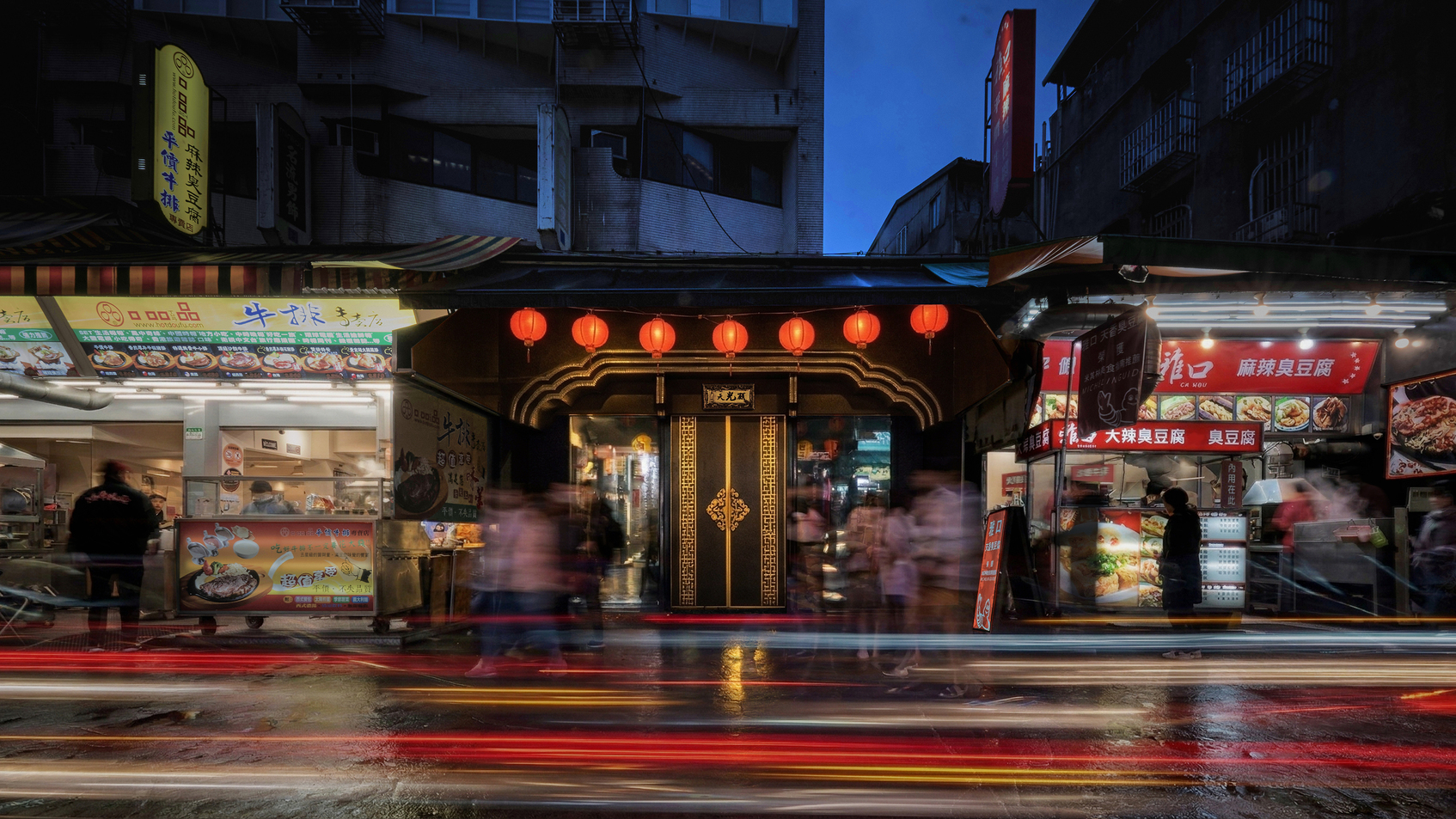 Faith in the Crevices(Sky Light Temple of Linjiang Street)-10