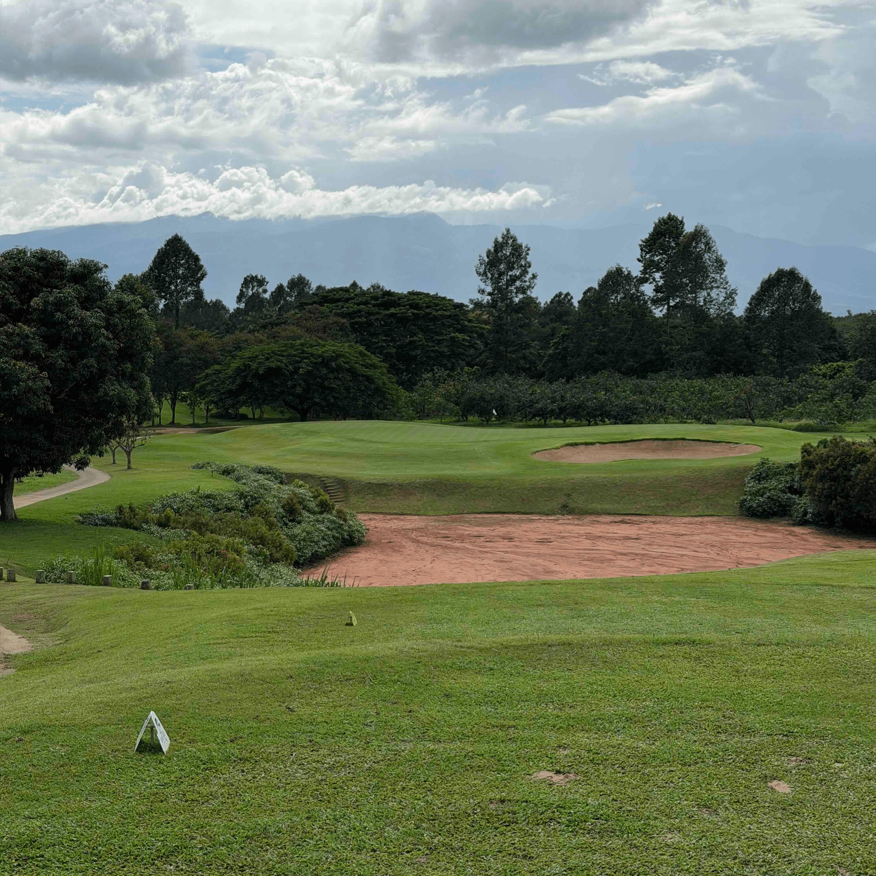 Thera Siricharoen   golf review photo at Mae Jo Golf Club & Resort, Thailand