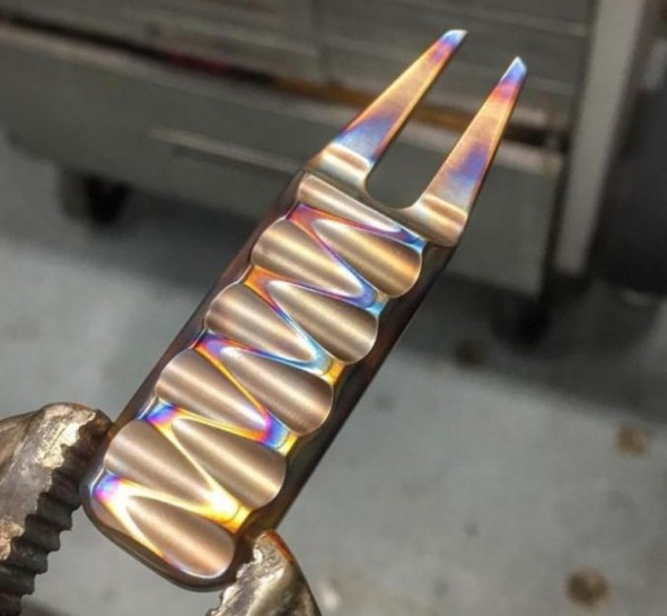 tjchamp-divot-tool
