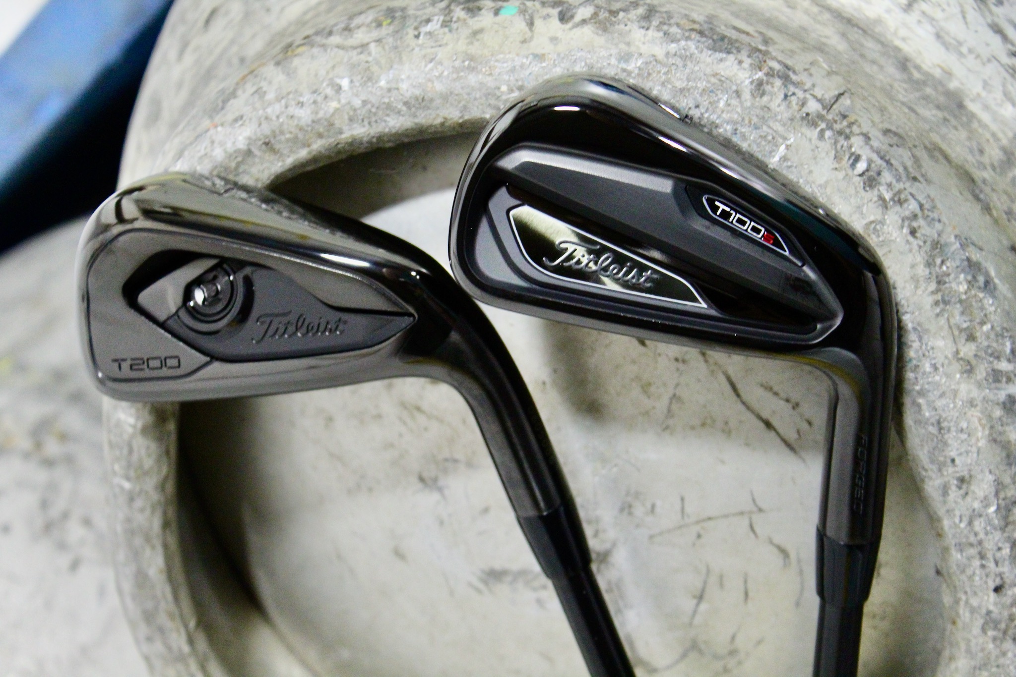 titleist-t100s-black-titleist-t200-black