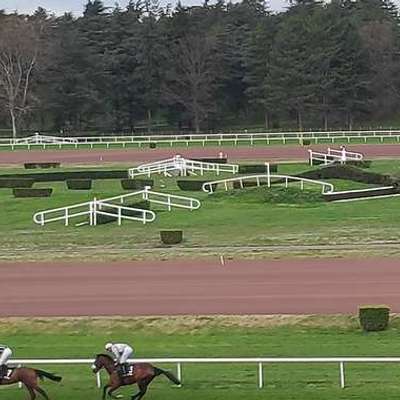 Logo Hippodrome de Parilly