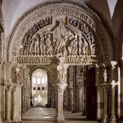 Logo Basilique Sainte-Marie-Madeleine de Vézelay