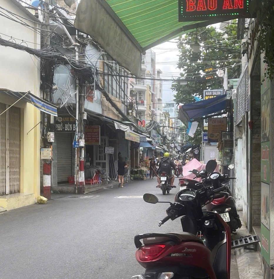 🏡 QUẬN PHÚ NHUẬN - Phường 7 HẺM XE HƠI HOA SỮA- NGUYỄN CÔNG HOAN