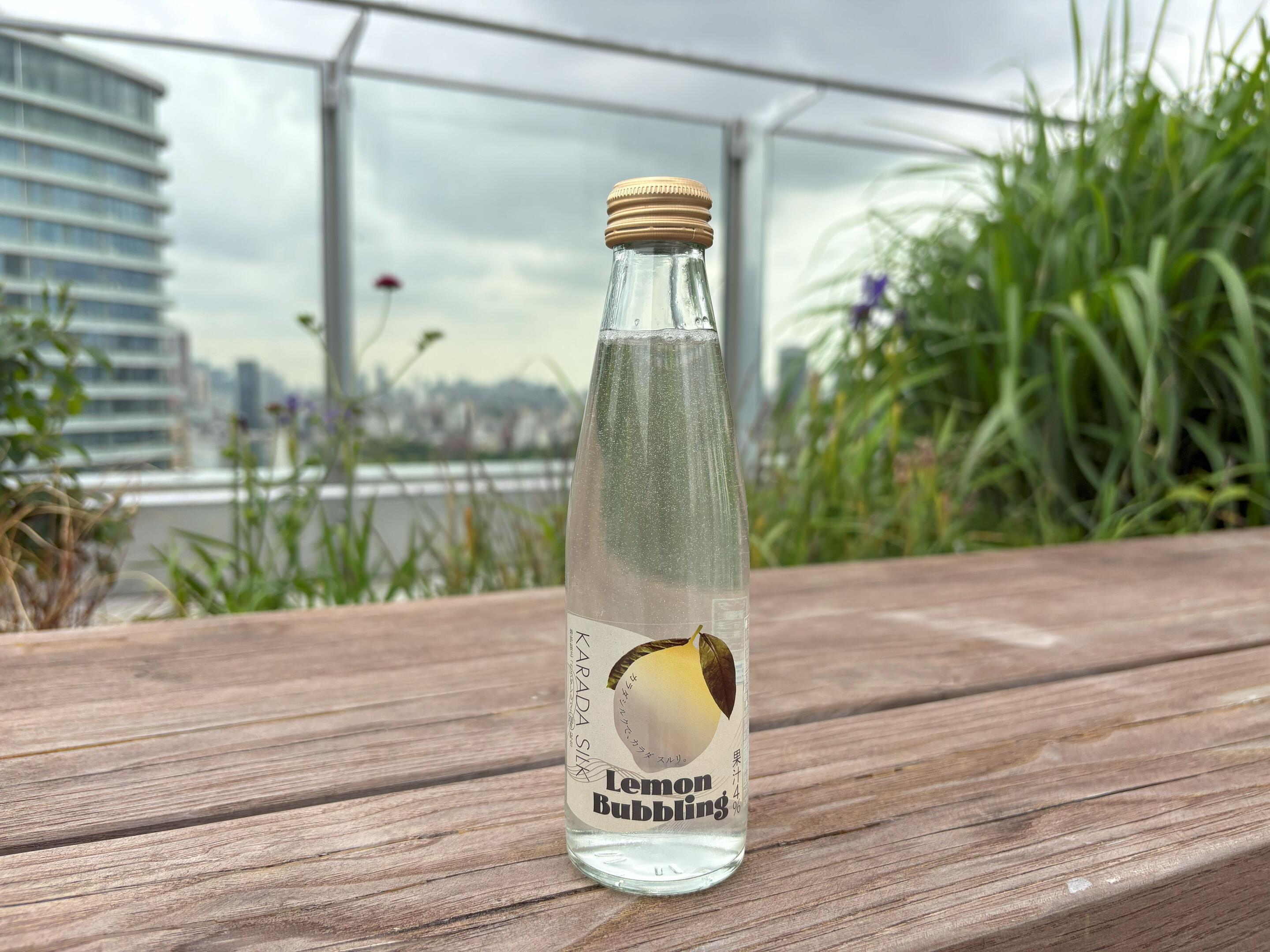 飲むシルク×レモン炭酸水 / 1ケース24本入り】Lemon Bubbling