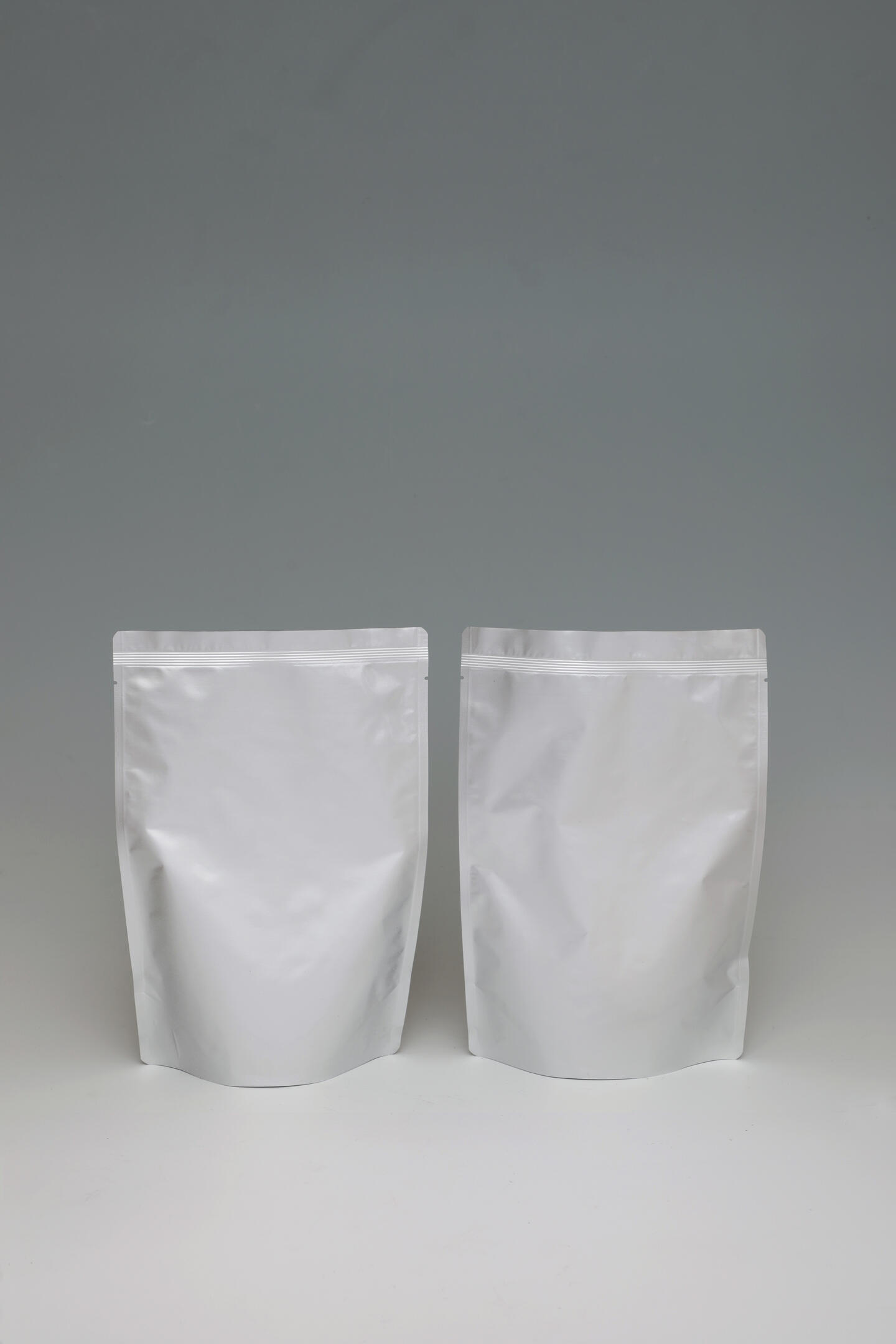 タロ芋タオジャオ30パック Nylon OX SIMPLE TOTE / GRAY | R/F STORE | SQUAL