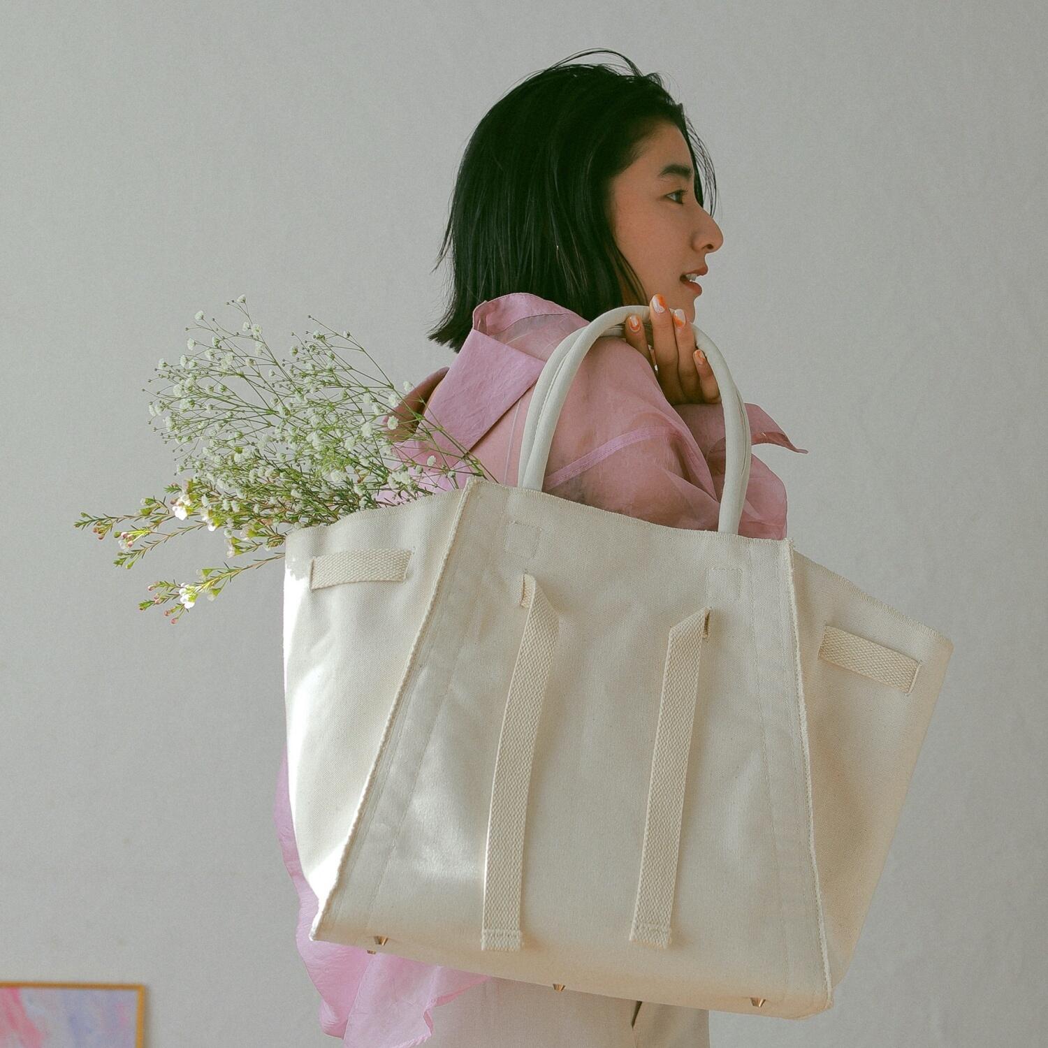 Recycled Canvas Belt Tote Large/12-01212004 IVORY の商品ページ