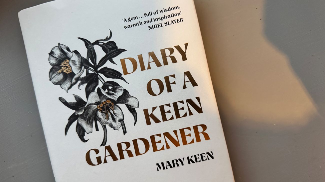 LIVESTREAM: Mary Keen on Her New Book 'Diary of a Keen Gardener'