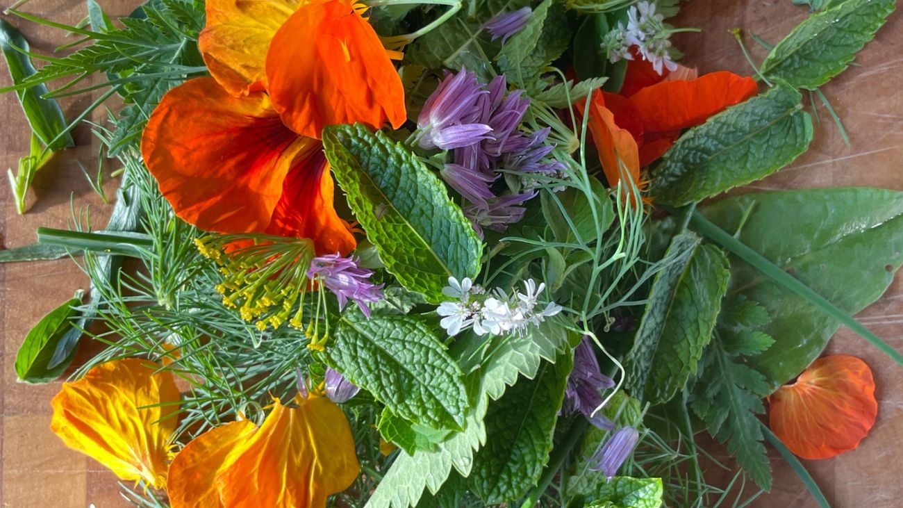 Edible Flowers - Not Just a Pretty Face
