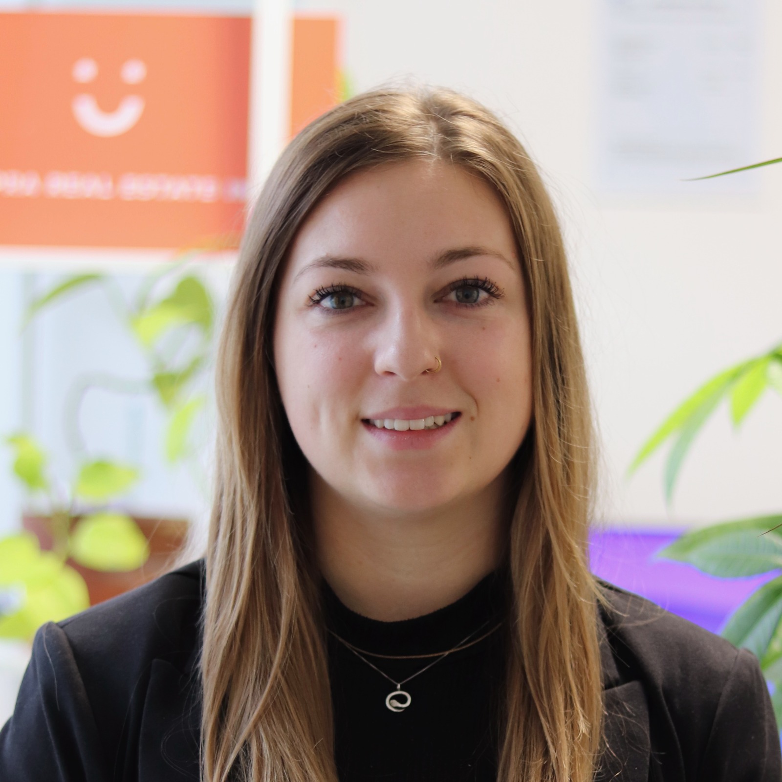 Lili Guglich - Leasing Agent