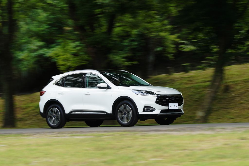Kuga EcoBoost 180旗艦版的三缸渦輪小心臟效能優異，藉由八速自排變速箱驅策可爆發180ps / 26.3kgm 最大動力，實力媲美2.5升NA車款！其15.8km/L的平均油耗更展現1級能效！(品牌提供)