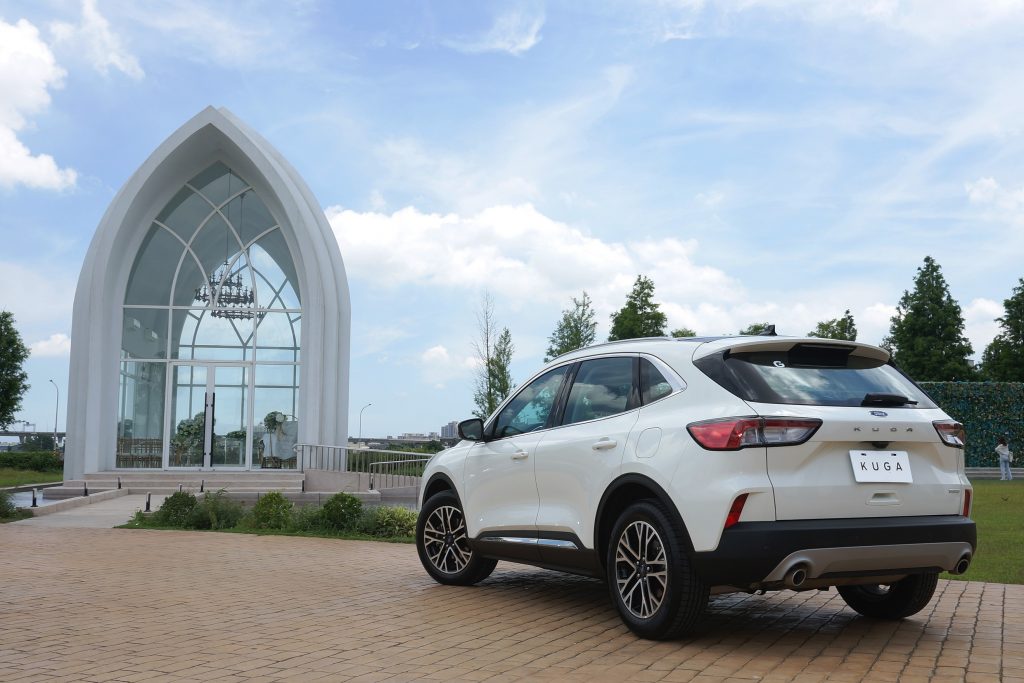 為迎戰強勁的競爭對手，New Kuga EcoBoost 180旗艦型配備滿載、實力頗為可觀，從質感、舒適、動力、駕馭到安全等全面升級，可謂面面俱到、誠意噴發。(品牌提供)