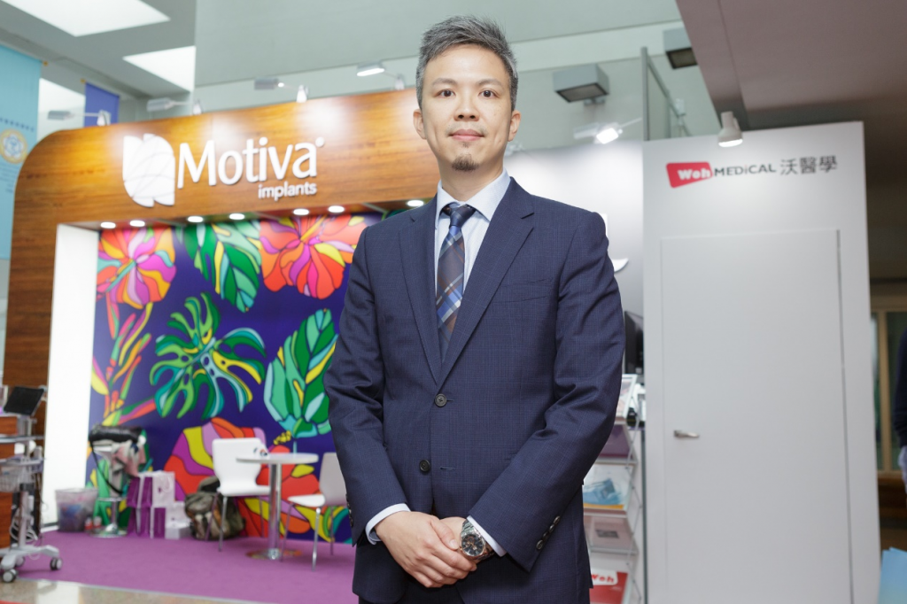 黃宗君醫師表示，為乳癌患者重建胸部，有助於幫助患者重拾自信/中時新聞網攝