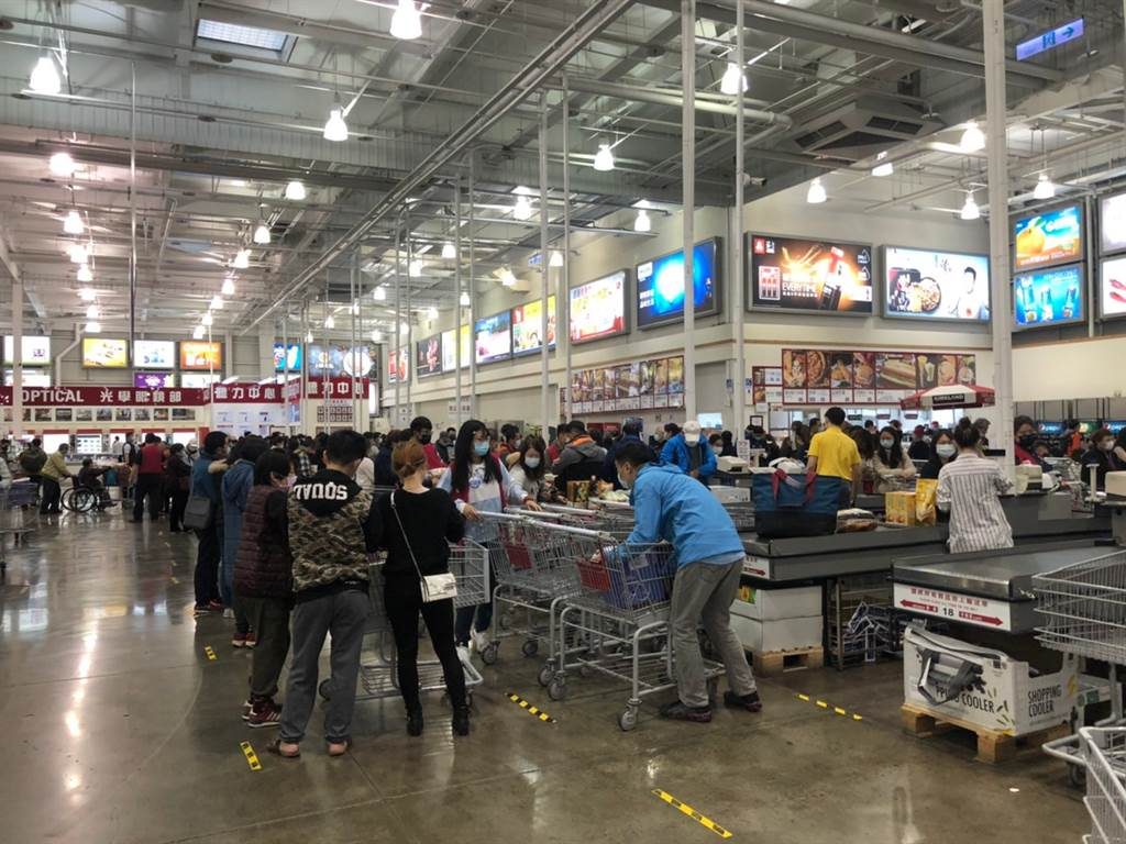 知名美式連鎖賣場好市多（Costco），平時也會販售3C產品。（圖／中天新聞）