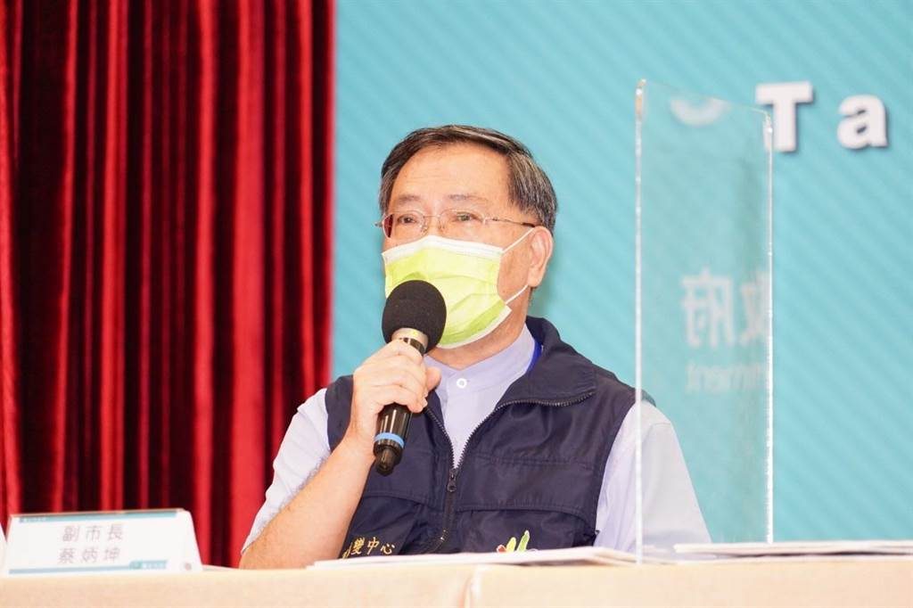 北市副市長蔡炳坤表示台北市目前有自購疫苗打算。(圖/台北市政府提供)