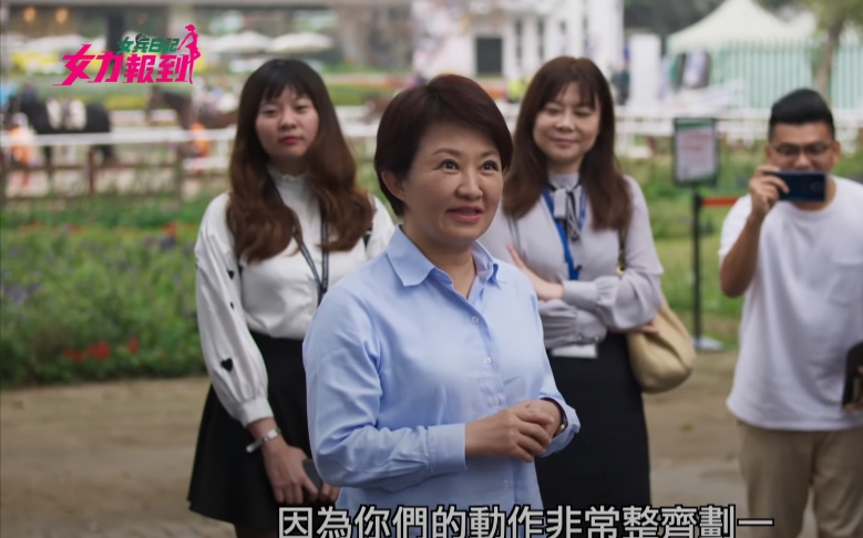 盧秀燕客串偶像劇。（圖／女力報到劇照）