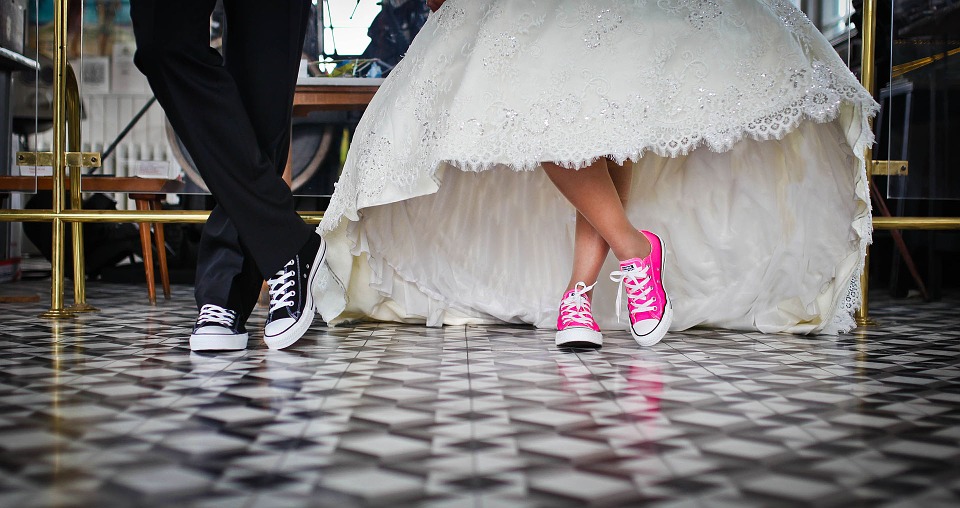 1名26歲項姓男大生決定和24歲陳姓護理師登記結婚,卻在領證後1小時反悔。(示意圖/取自Pixabay)