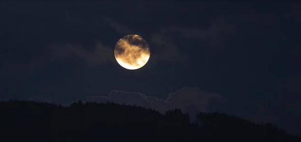 今年最大滿月將在7月14日凌晨登場。（示意圖／取自Pixabay）