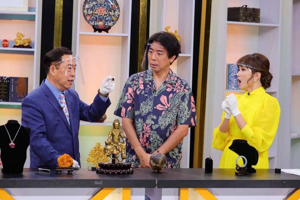 梁赫群(中)上《大尋寶家》分享婚姻之道。(圖/JET提供)