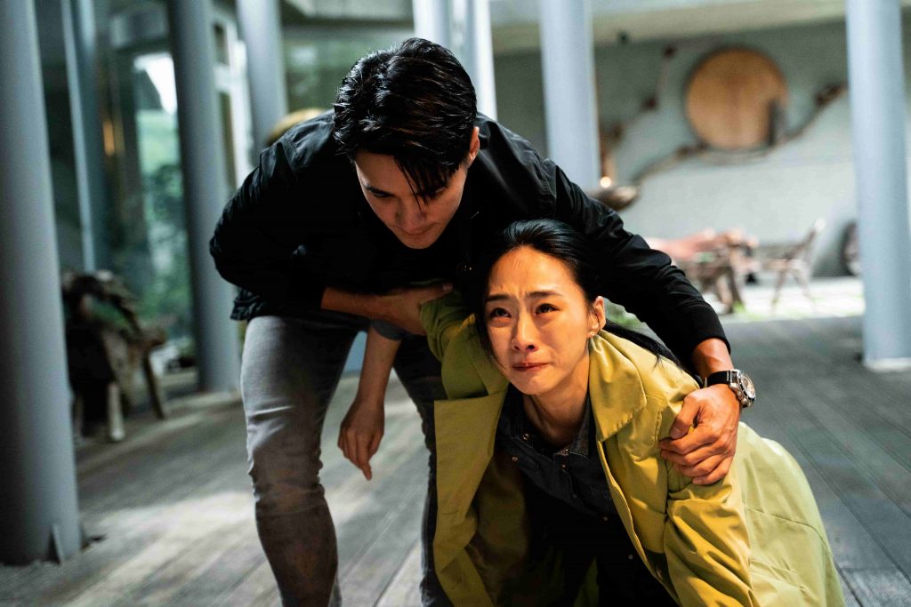 吳可熙入戲極深,無畏素顏狂飆演技。(圖/甲上娛樂提供)