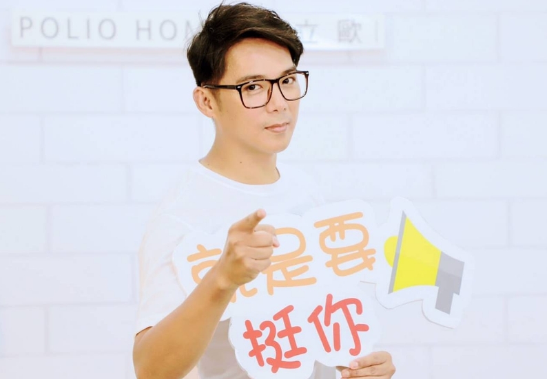 陳子強怒轟傅天穎在節目上「扭曲事實」。(圖/翻攝自臉書)