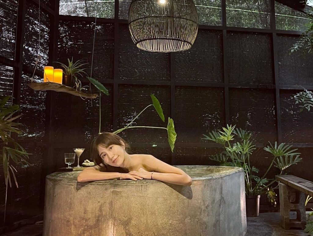 Apple大方秀出好身材。（圖／翻攝自IG）