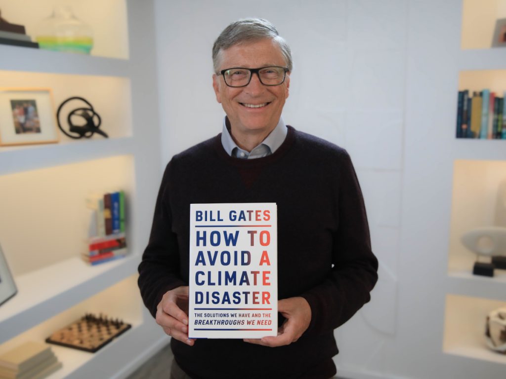 比爾蓋茲認為疫情嚴重期將在2022年結束。（圖／臉書Bill Gates）