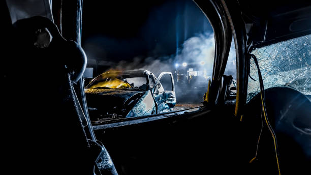 桃園蘆竹一名中古汽車業者，前（1）日晚間在整理一輛廢棄賓士車期間，後車廂卻突然飄出一股惡臭味，結果一打開竟驚見一具男性腐屍。（示意圖／pixabay）