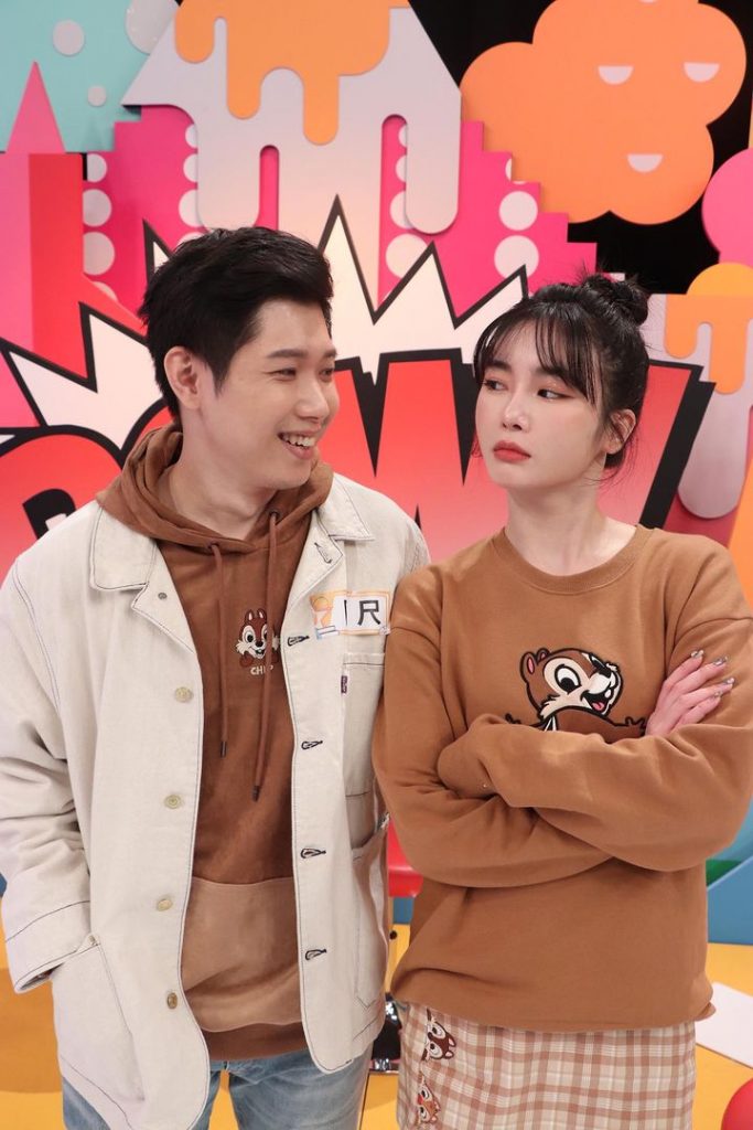 舒子晨(右)曾遭受男友的前女友言語攻擊。(圖/中天綜合台提供)