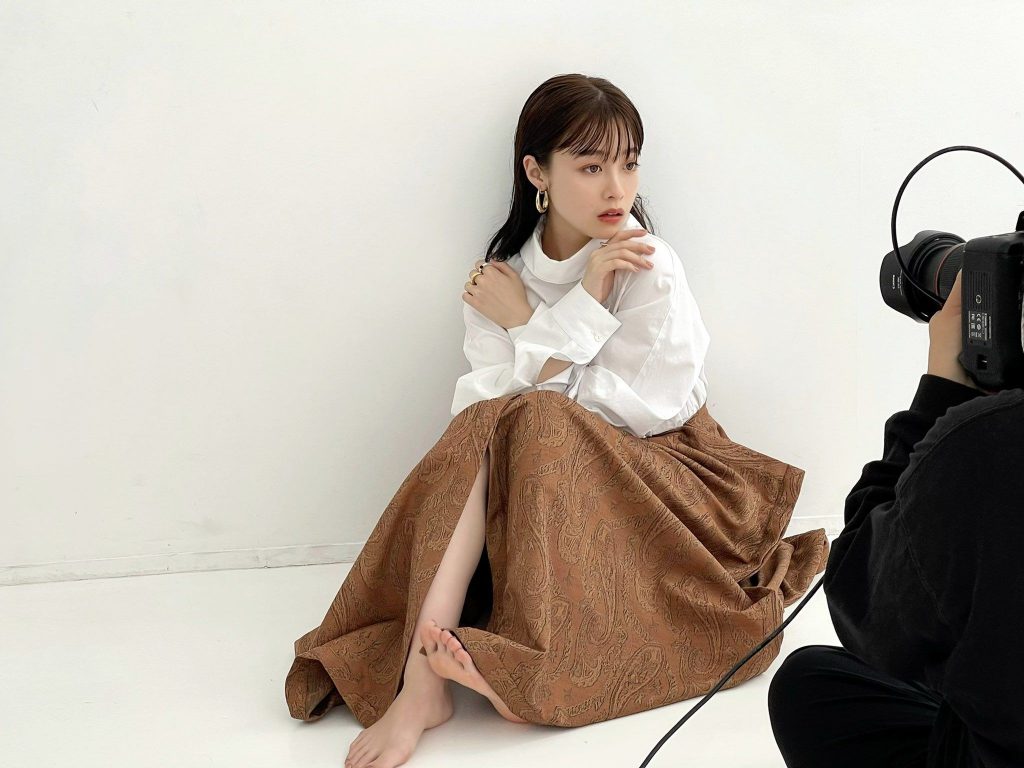 橋本環奈是廣告寵兒。（圖／翻攝自推特）