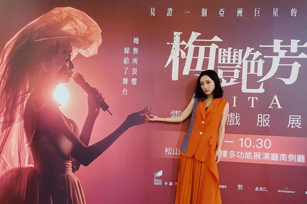 法蘭為香港天后傳記電影《梅艷芳》重新演繹名曲《親密愛人》、《女人花》。（圖／翻攝自IG）
