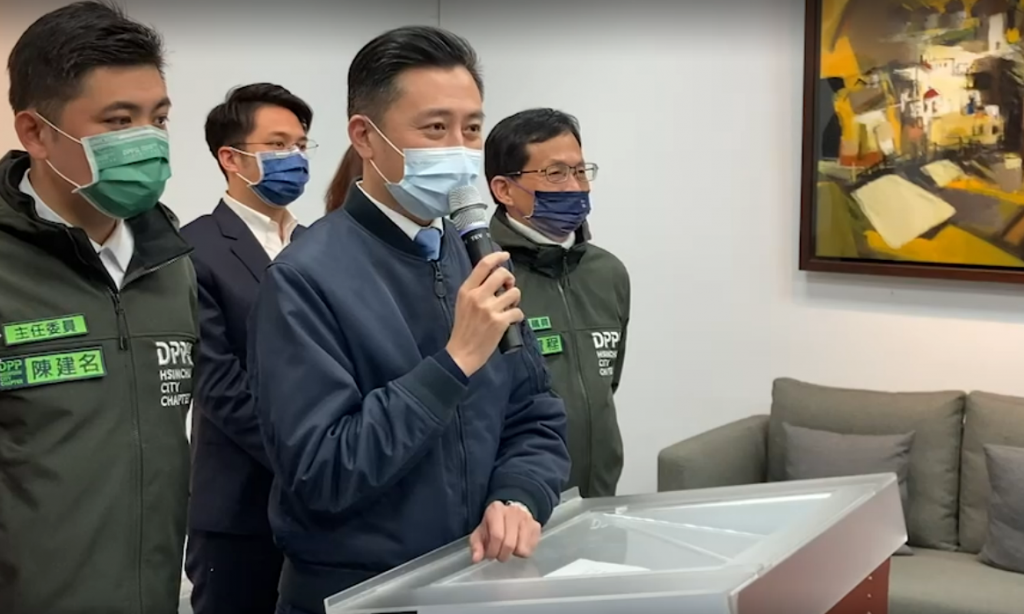 近日「竹竹合併」鬧得沸沸揚揚，地制法修正甚至逕付二讀，在野砲火全指向「是為林智堅個人量身打造」、「英人設市」等，引發嚴重爭議。（圖／中天新聞）
