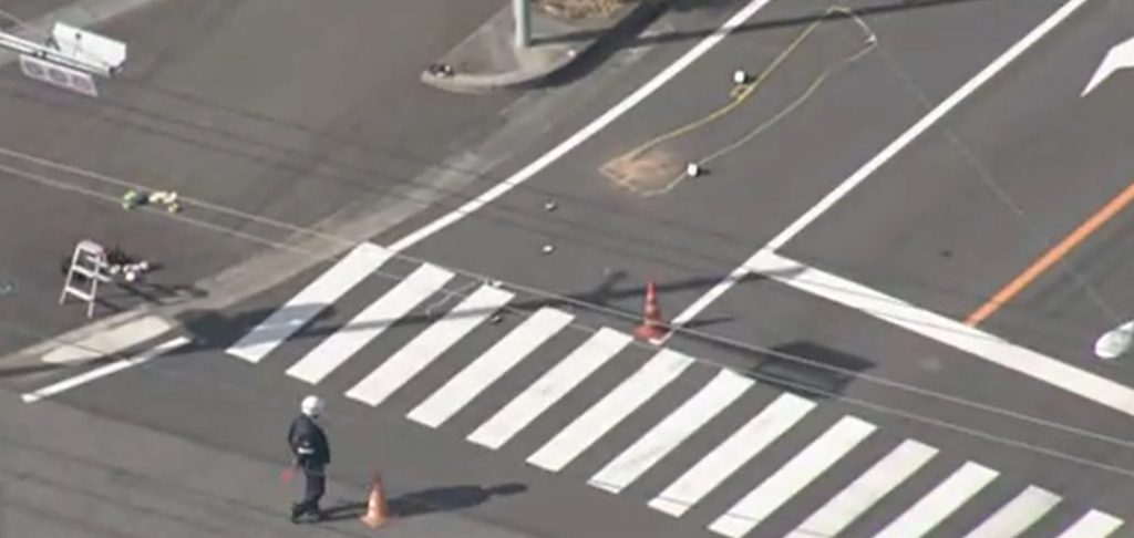 拖車撞死上學女童。(圖/推特)