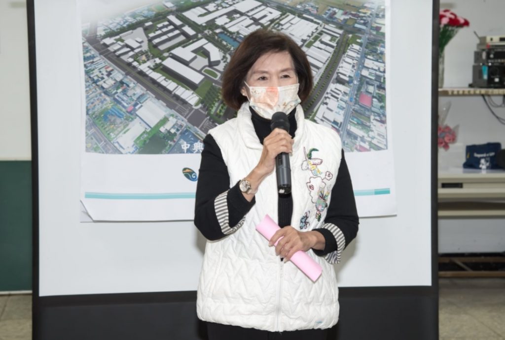 宜蘭縣長林姿妙19日表示,高鐵宜蘭站址確定設在宜蘭縣政中心以南350公尺處,也算是廣義的縣政中心站,希望交通部盡快展開後續作業。(圖/翻攝自臉書/林姿妙)
