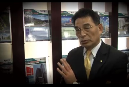 顏炳立認為,雖然市場預期央行今年可能升息,但市場利率仍處於低檔,有剛性買盤撐場,房市表現持穩。 (圖/中天新聞)
