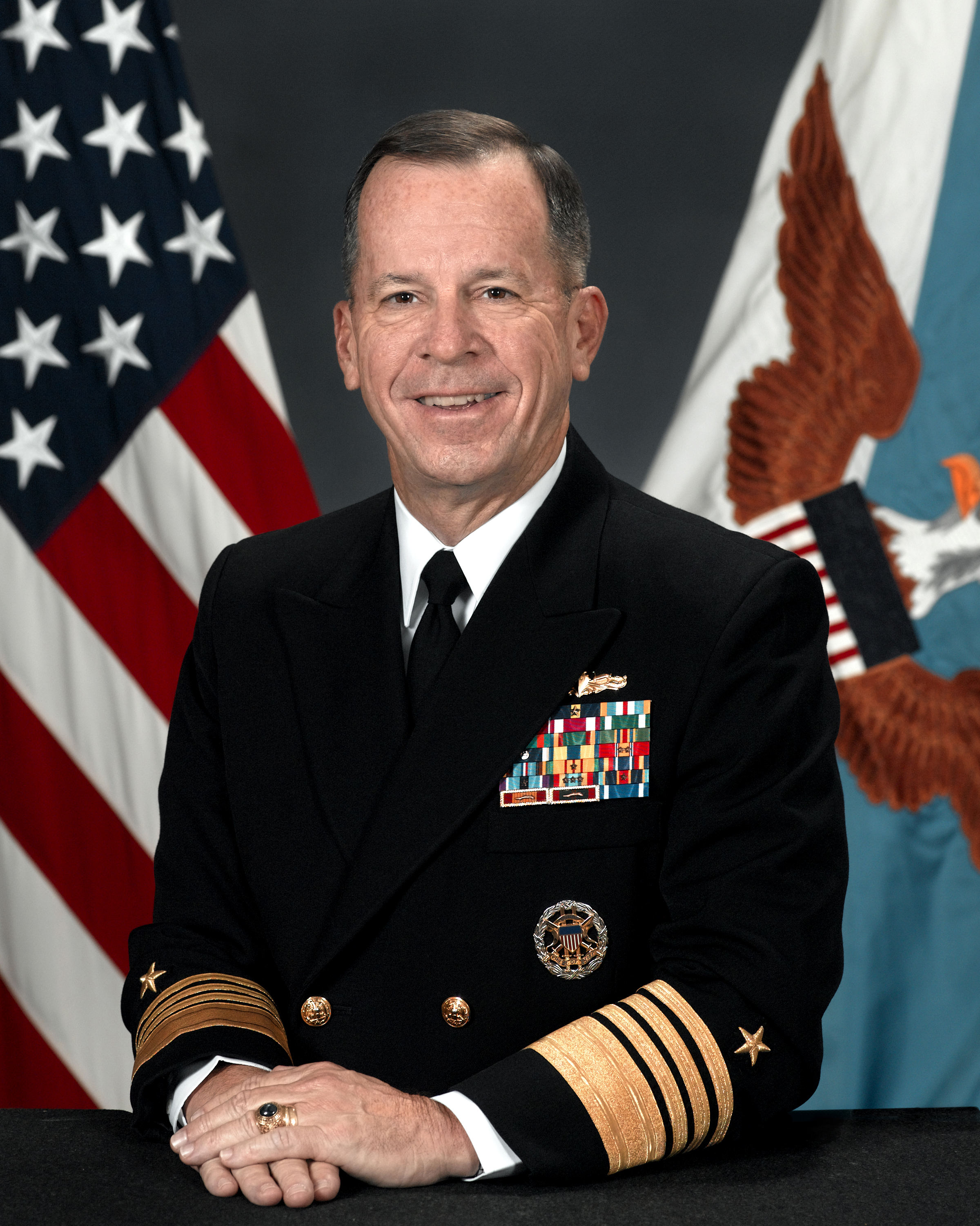 美國前參謀首長聯席會議主席穆倫(Michael Glenn Mullen)將率團訪台(攝自美國海軍官網)